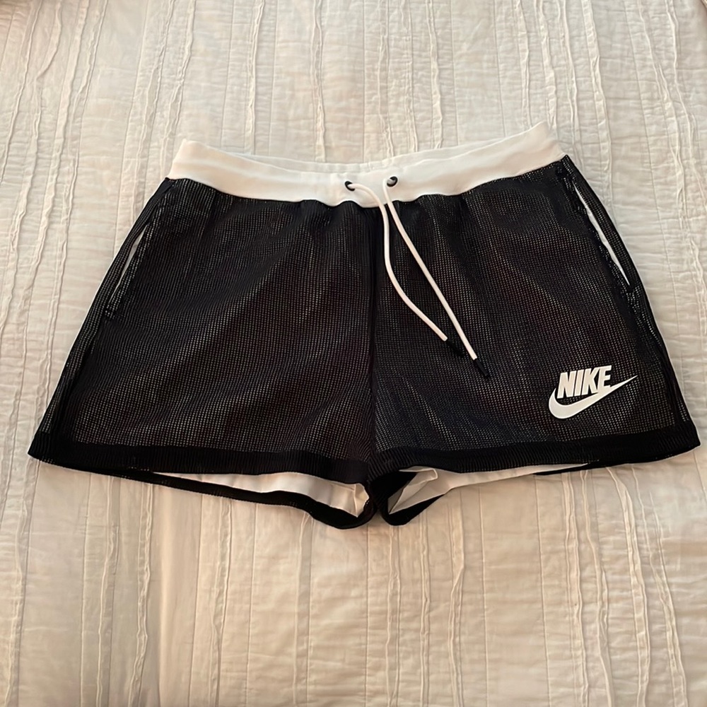NWT Nike Drawstring Mesh Shorts